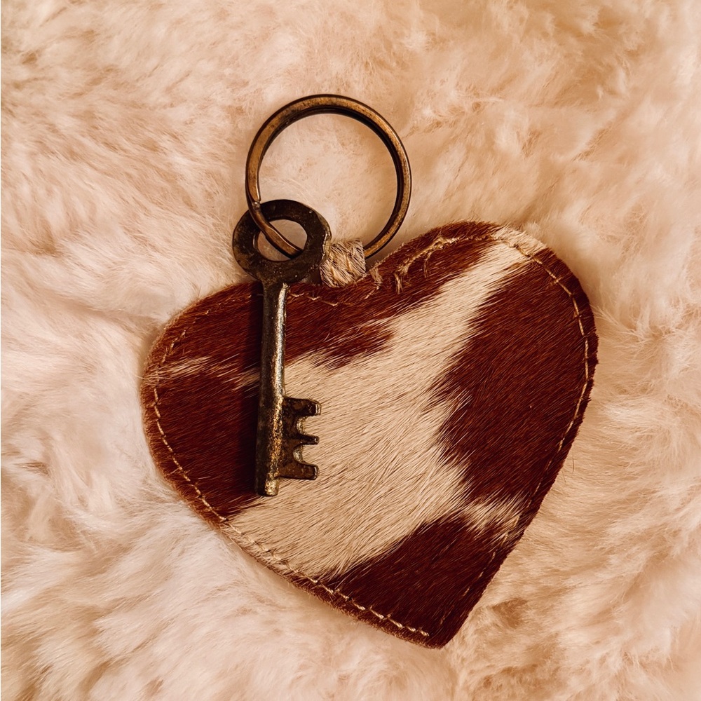 Heart Shaped Cowhide Faux Fur Key Chain with Metal Key Accent Brown White